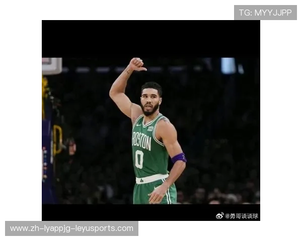 凯尔特人VS尼克斯战报塔图姆单手补篮展现巨星价值